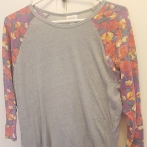 Lularoe Randy tee